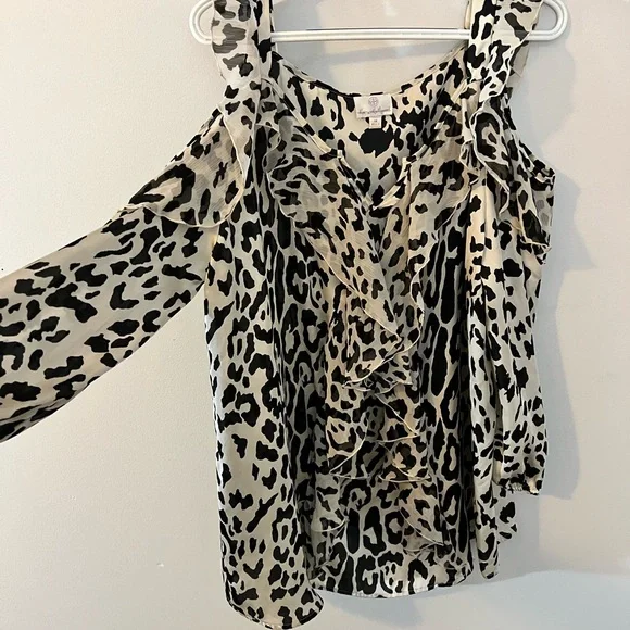 Hot in Hollywood top size 1X - Picture 2 of 7